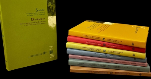 ahm komplet hausbooks.jpg